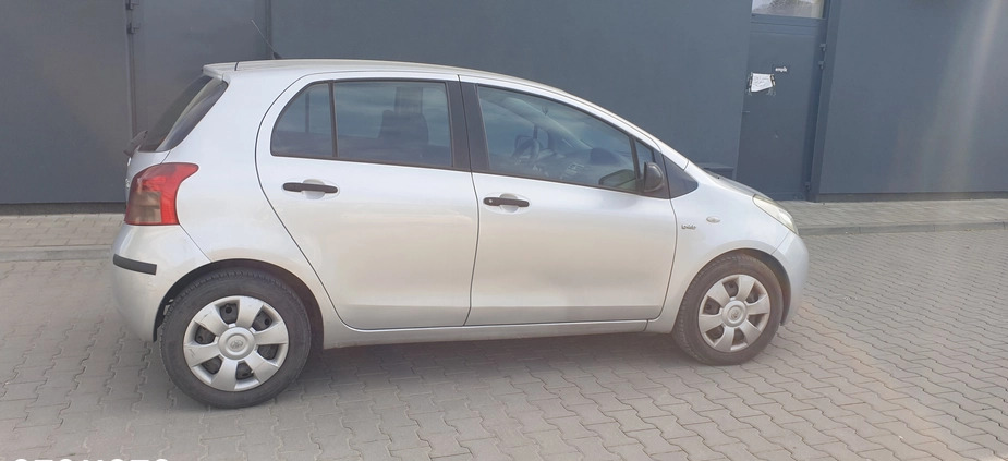 Toyota Yaris cena 10000 przebieg: 278358, rok produkcji 2007 z Łódź małe 326